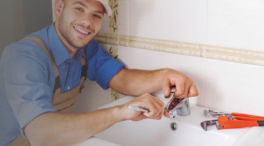 Handle or spout repair in Senecaville, OH
